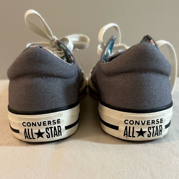 Converse All Star low top shoe, size 6 - Picture 3 of 5
